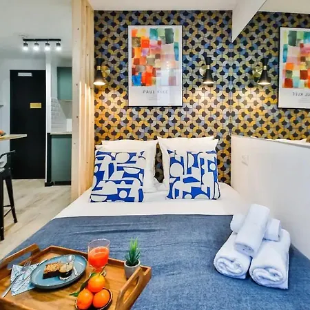 Firenza Διαμέρισμα *